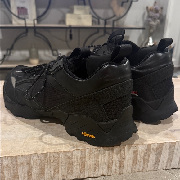 ROA LHKPA Men's Size 12 Black Hiking Shoes excellent condition worn twice - Picture 2 of 11